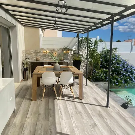 Вилла Avec Piscine Au Calme 6 Personnes