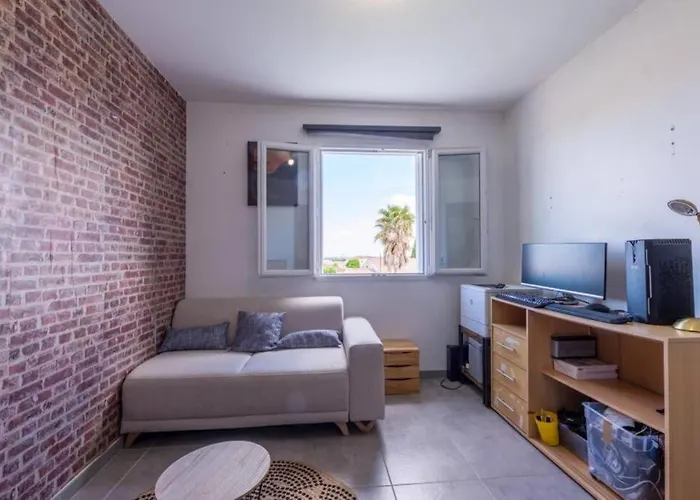 Villa Avec Piscine Au Calme 6 Personnes